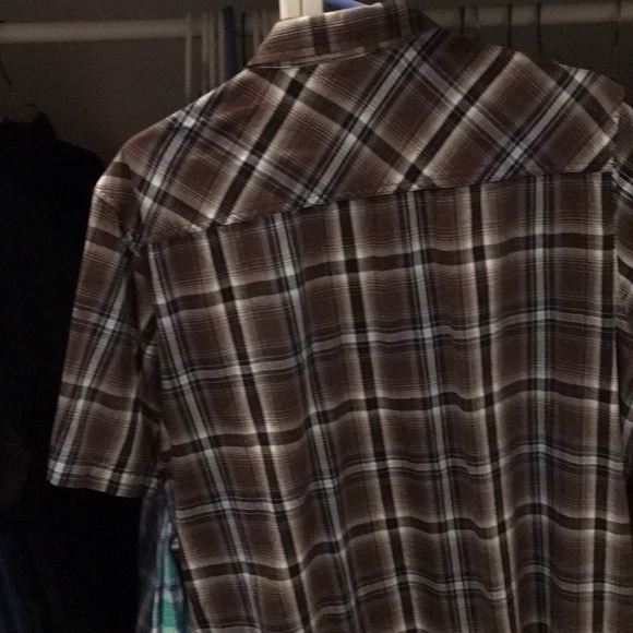5/$25 S/S button down casual shirt. Size XL - Picture 6 of 7
